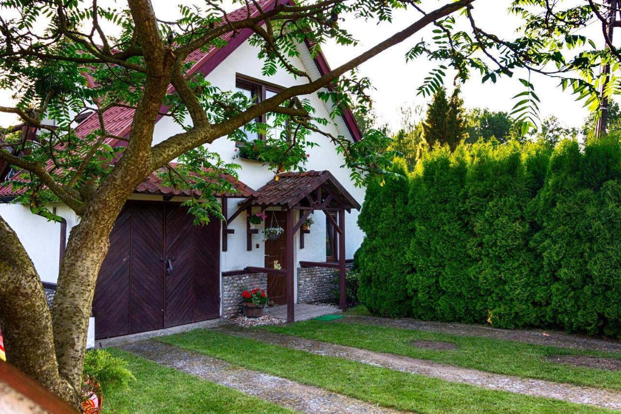 Dom Piasutno Villa Exterior foto